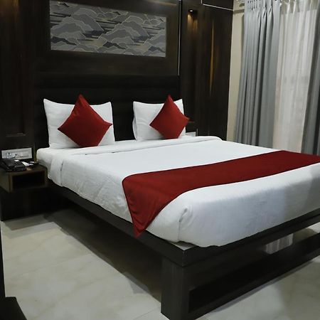 Hotel Trax International Jamshedpur Buitenkant foto