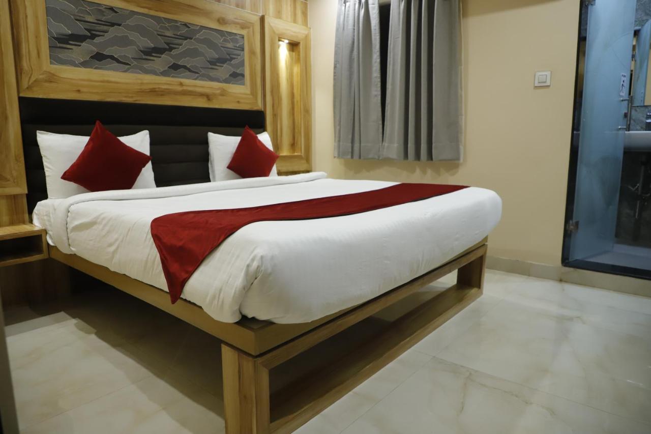 Hotel Trax International Jamshedpur Buitenkant foto