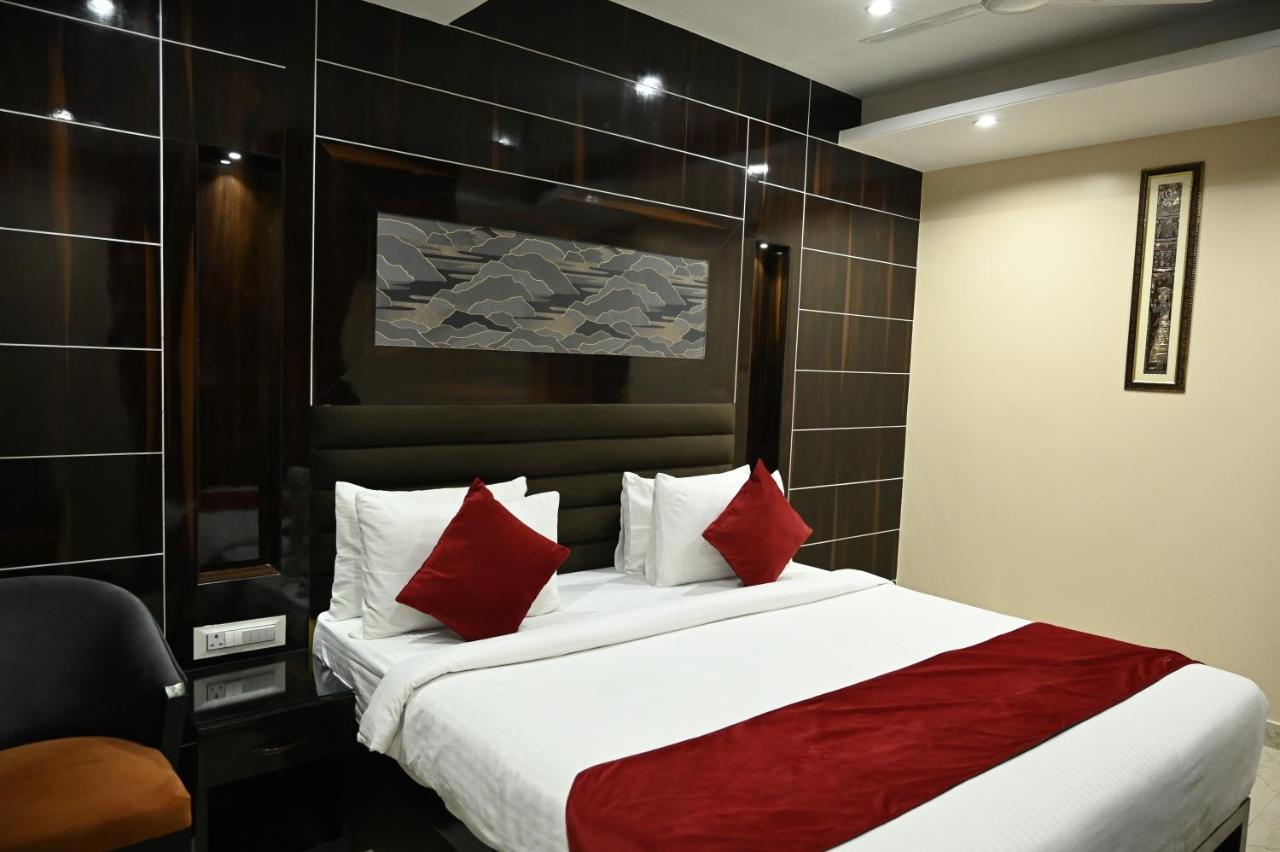 Hotel Trax International Jamshedpur Buitenkant foto